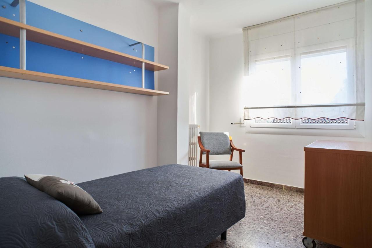 Manresa Apartamentos Turisticos Exteriér fotografie
