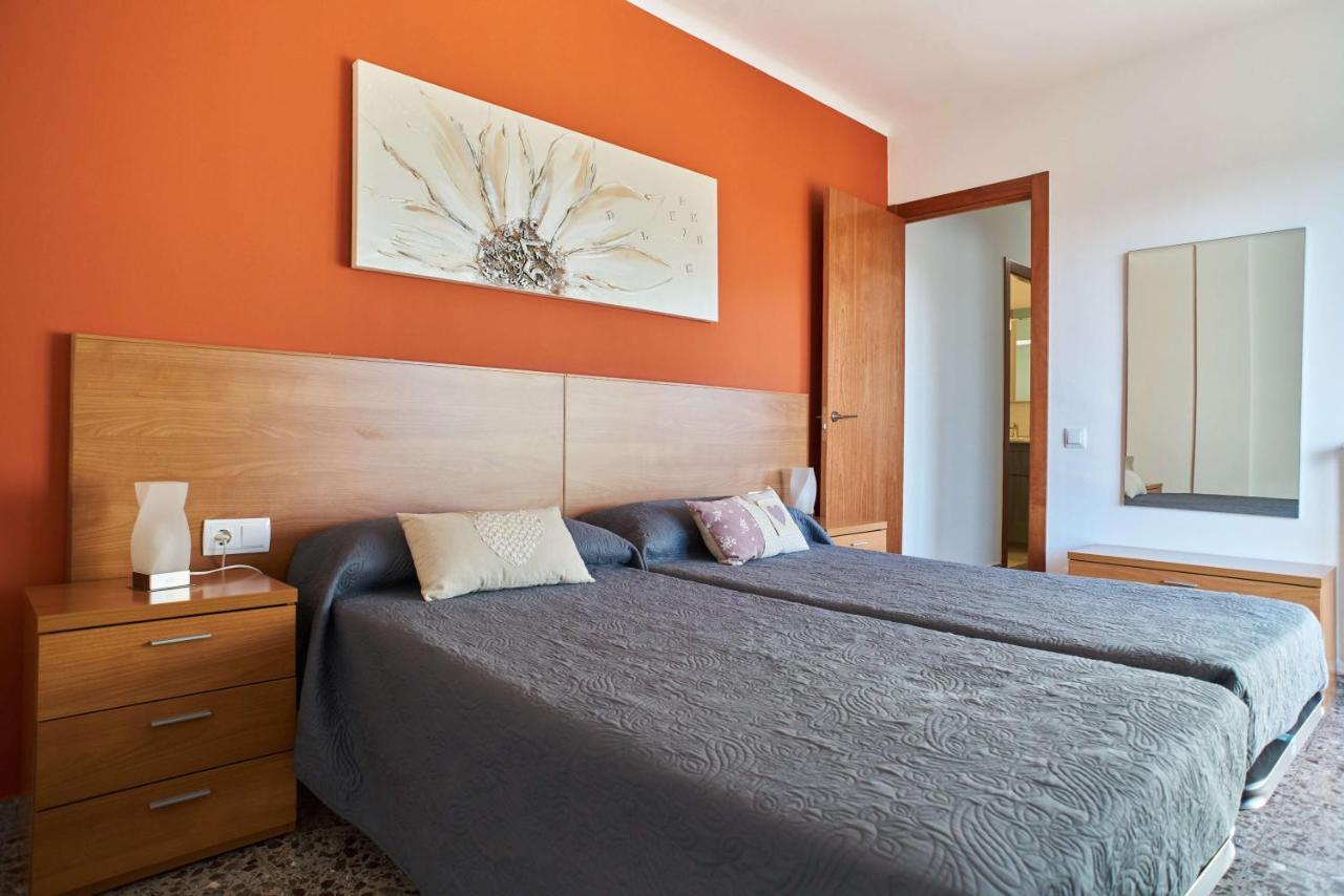 Manresa Apartamentos Turisticos Exteriér fotografie